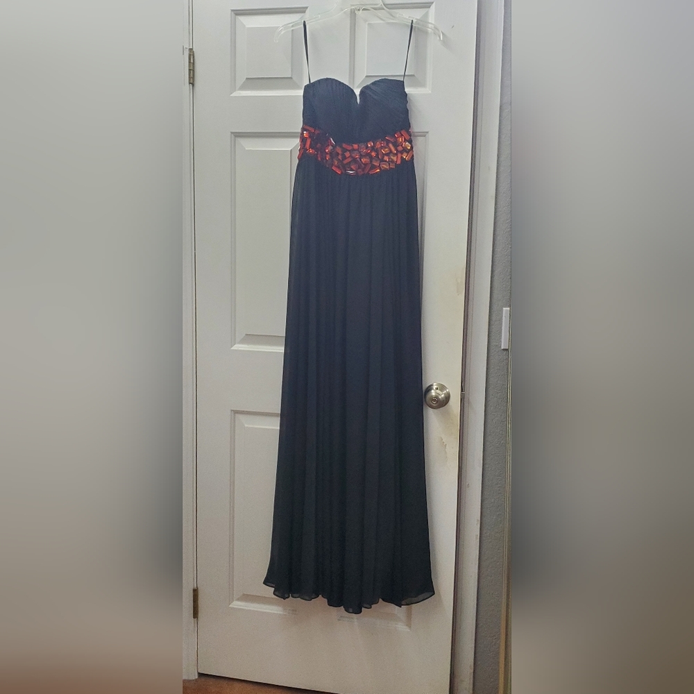Black strapless prom dress
